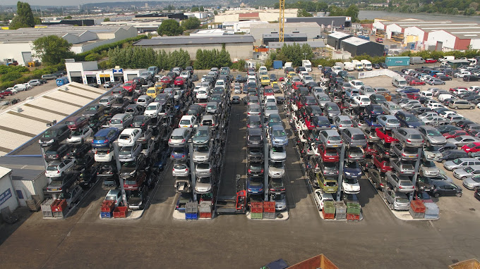 Aperçu des activités de la casse automobile ROUEN AUTOMOBILE SERVICE située à SAINT-ETIENNE-DU-ROUVRAY (76800)